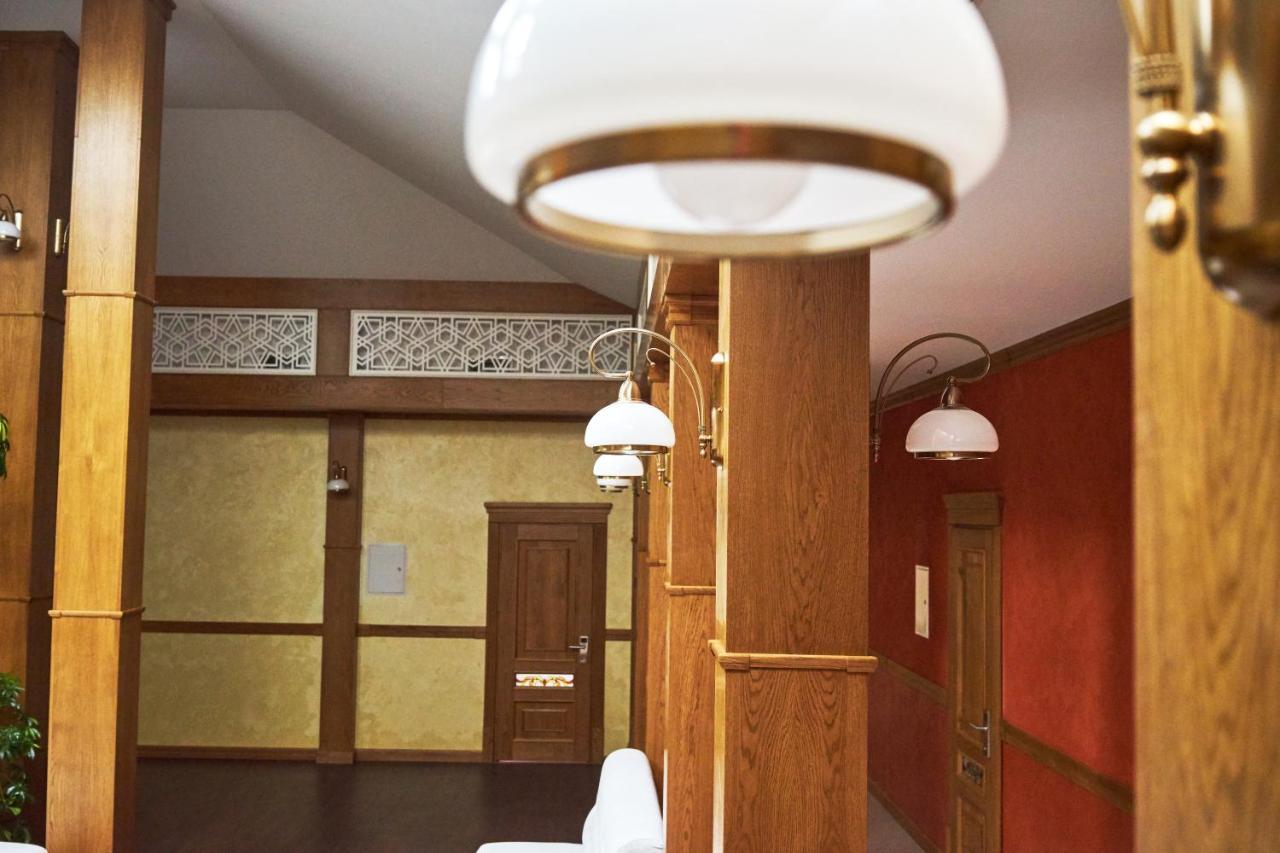 Hotel Східний Berezhany Exterior foto